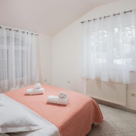 Villa Kristina 特罗吉尔 外观 照片
