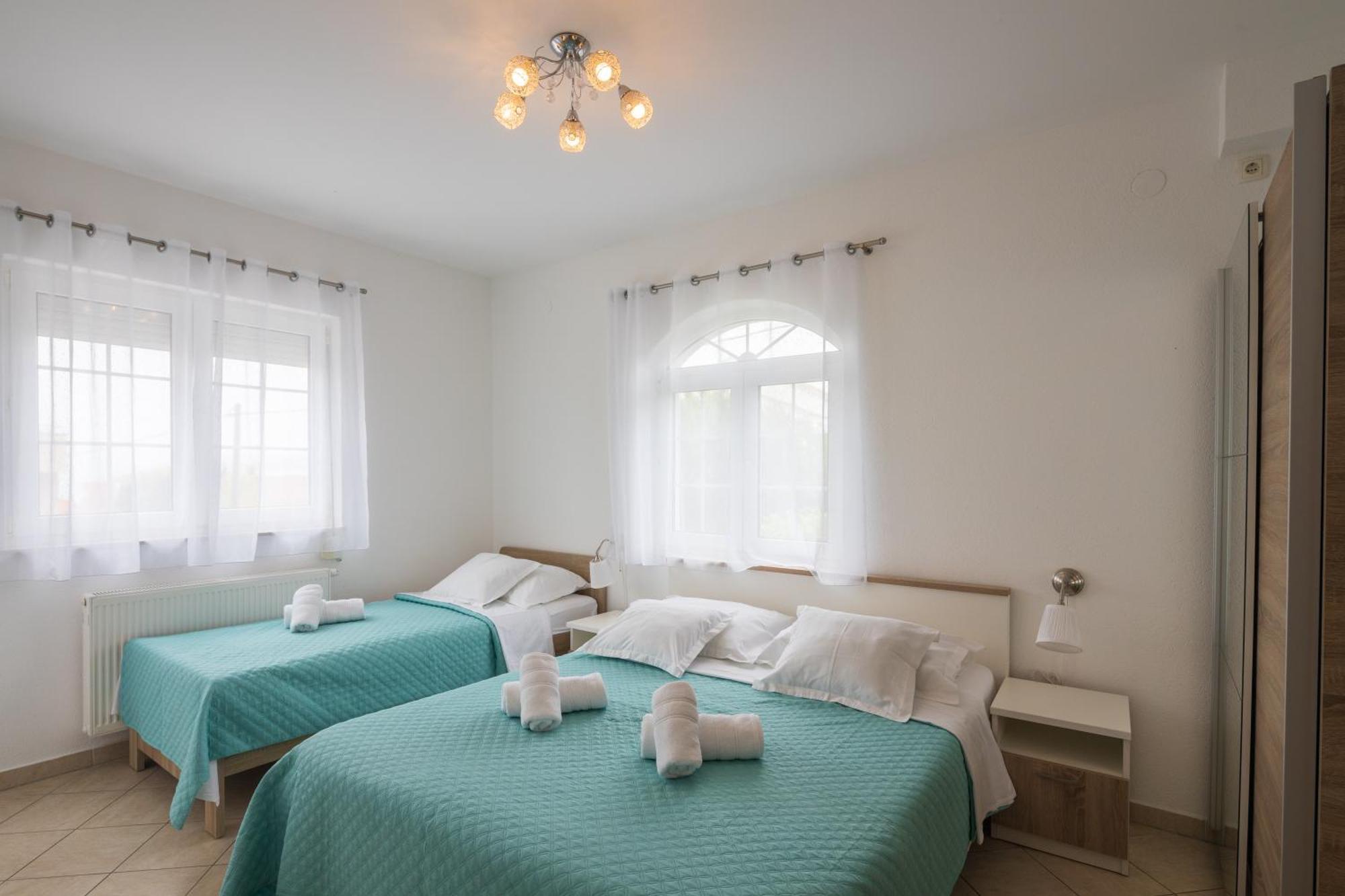 Villa Kristina 特罗吉尔 外观 照片