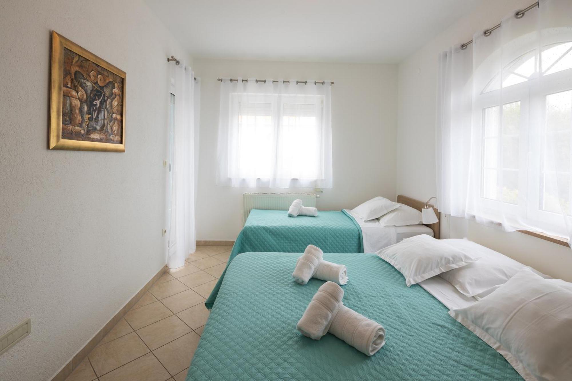 Villa Kristina 特罗吉尔 外观 照片